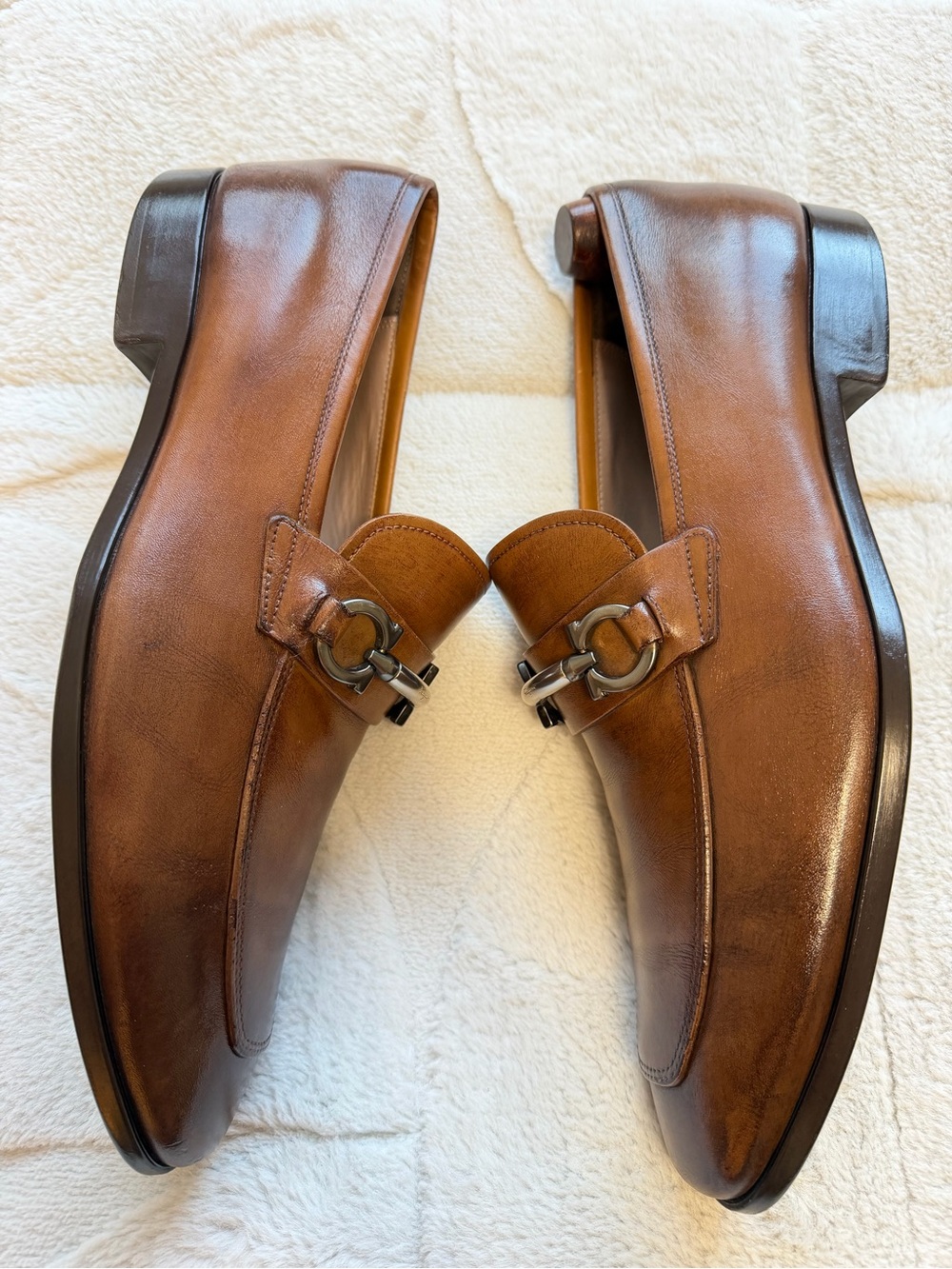 $1,090 Salvatore Ferragamo Brown Leather Gancini Buckle Horse-bit Loafers 10.5 D - Picture 8 of 16